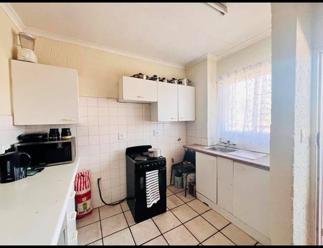 3 BEDROOM APARTMENT FOR SALE IN DIE HOEWES